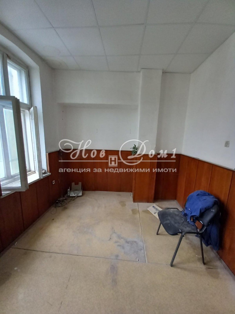 Дава под Наем ОФИС в град Варна, ЖП Гара - 15 кв.м / 130 € » 254.26 лв., НОВ ДОМ 1