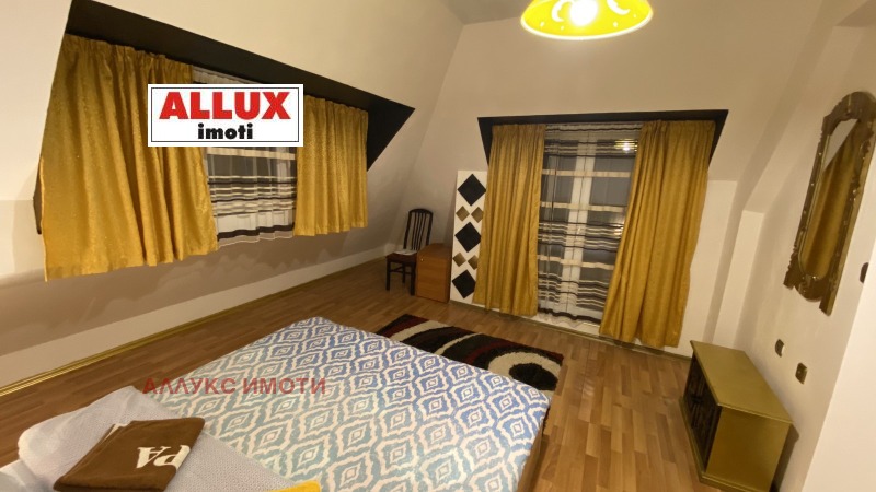En renta  1 dormitorio Ruse , Tsentar , 55 metros cuadrados | 36446358 - imagen [6]