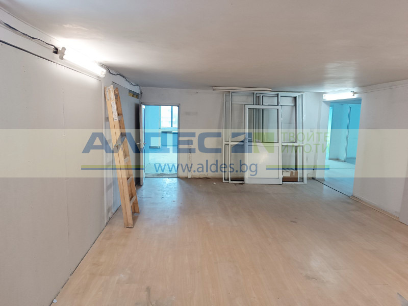 Дава под наем ОФИС, гр. София, Хладилника