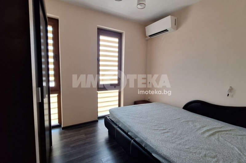 Zu vermieten  1 Schlafzimmer Warna , Wazraschdane 3 , 60 qm | 32609521 - Bild [4]