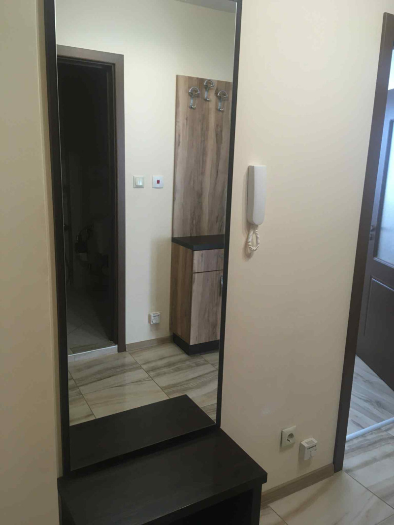 De inchiriat  1 dormitor Varna , c.c. Ciaica , 60 mp | 49191754 - imagine [8]