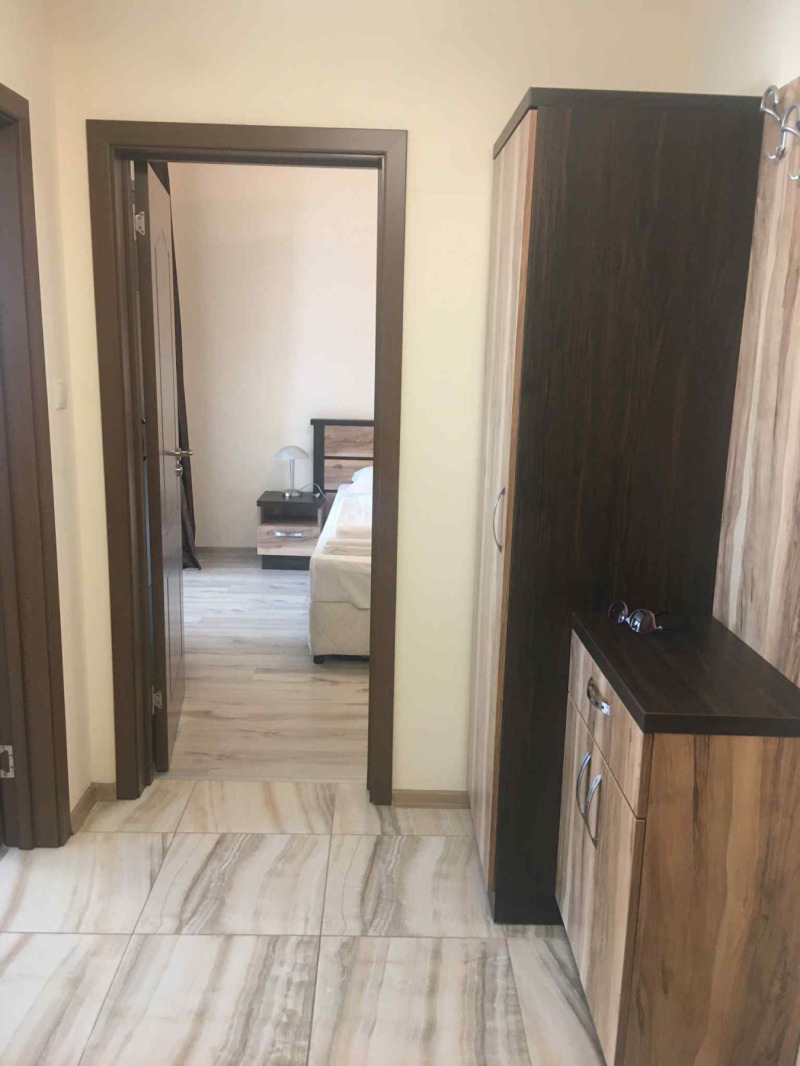 De inchiriat  1 dormitor Varna , c.c. Ciaica , 60 mp | 49191754 - imagine [6]