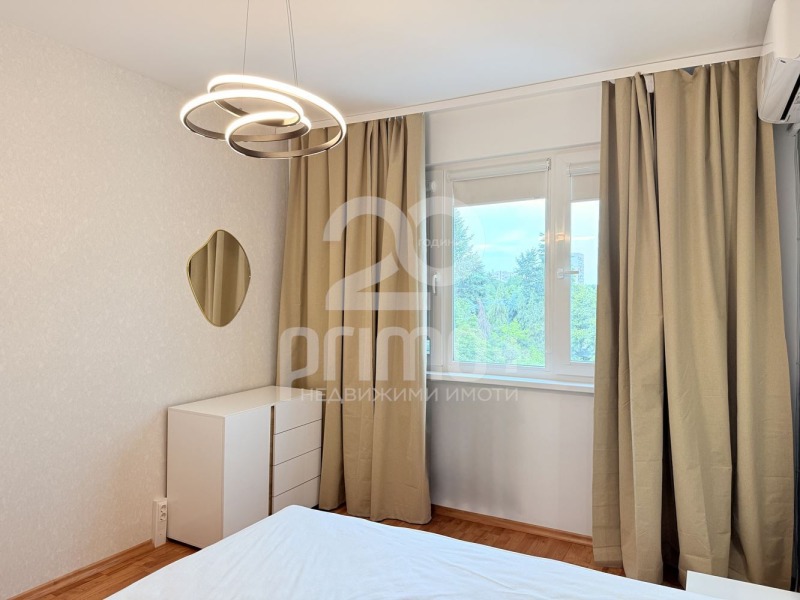 Издаје се  2 спаваће собе Софија , Лозенец , 120 м2 | 91395741 - слика [12]