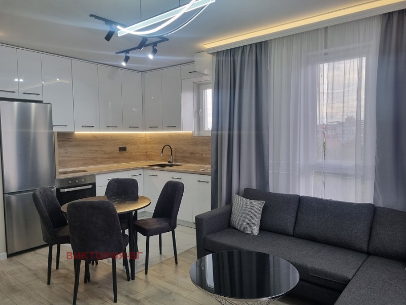 For Rent  1 bedroom Plovdiv , Vastanicheski , 65 sq.m | 77485227