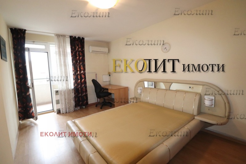 Дава под наем 3-СТАЕН, гр. София, Център, снимка 4 - Апартаменти - 52564080