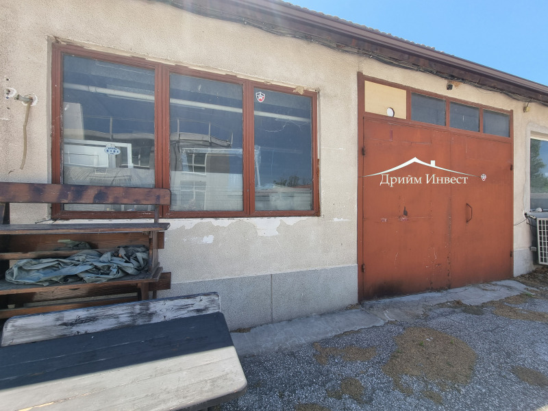 K pronájmu  Úložný prostor Plovdiv , Industrialna zona - Jug , 200 m2 | 79400089 - obraz [2]