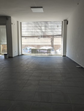Myymälä Tsentar, Sofia