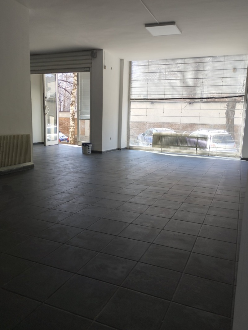 Vuokrattavana  Myymälä Sofia , Tsentar , 230 neliömetriä | 74669572 - kuva [4]