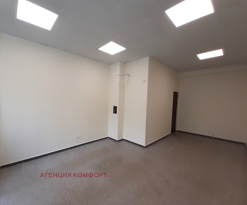 Дава под наем МАГАЗИН, гр. София, Разсадника, снимка 2 - Магазини - 52756217