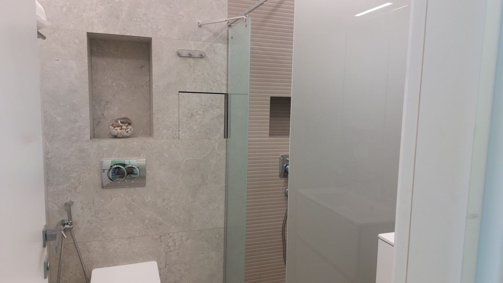 Дава под наем 3-СТАЕН, гр. София, Сердика, снимка 6 - Апартаменти - 56068727