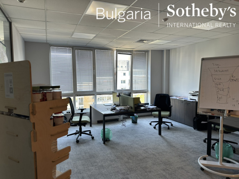 Da affittare  Ufficio Sofia , Mladost 4 , 117 mq | 81351874 - Immagine [2]