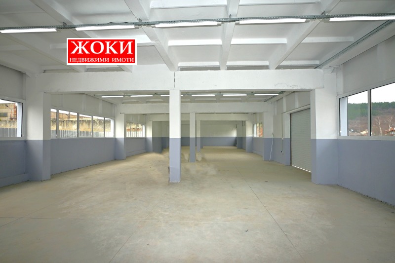 Дава под наем СКЛАД, гр. Перник, Мошино, снимка 4 - Складове - 49257770