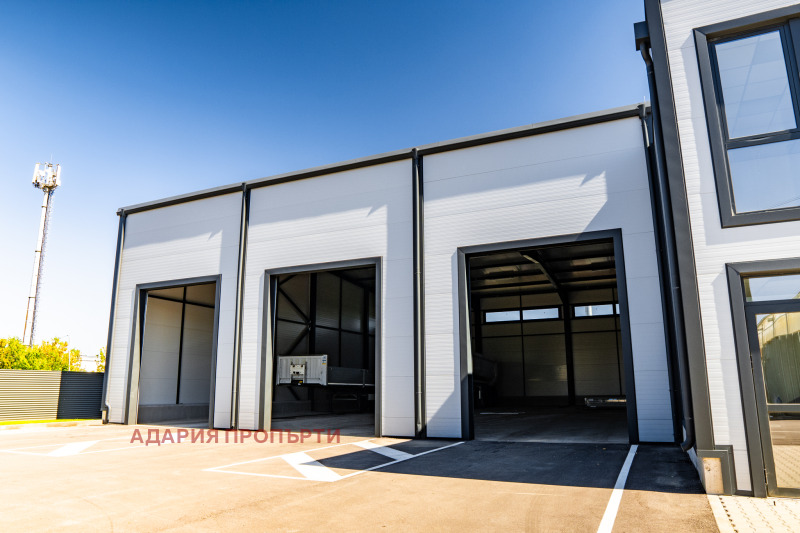 Da affittare  Magazzinaggio Sofia , Mramor , 844 mq | 91022529 - Immagine [8]