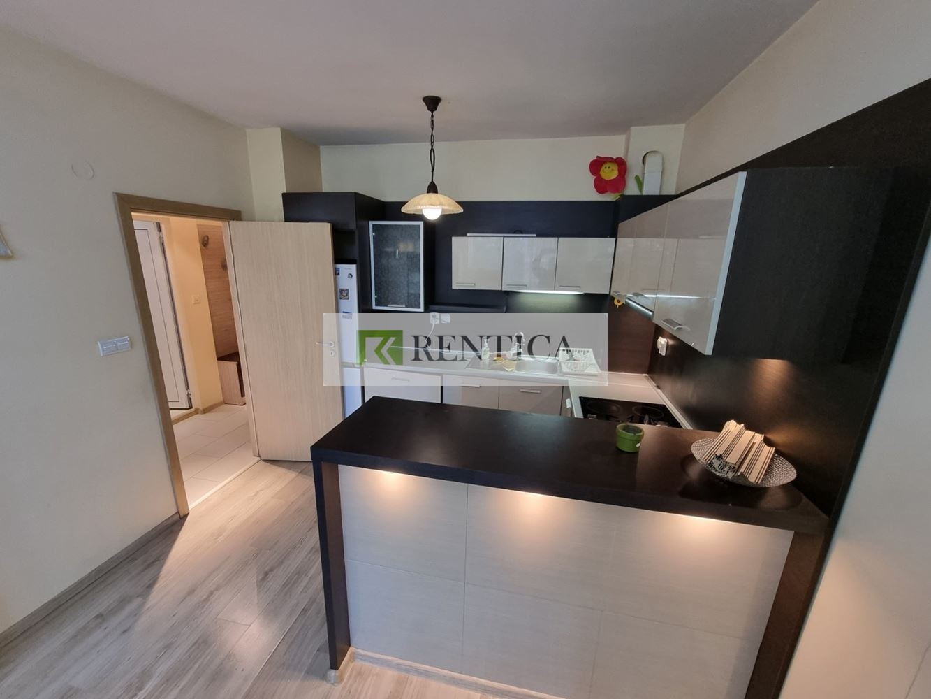 Дава под наем 2-СТАЕН, гр. Варна, Възраждане 1, снимка 2 - Апартаменти - 53626049