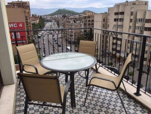 В аренду  2 спальни Пловдив , Кършияка , 120 кв.м | 61423236 - изображение [11]