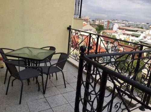 В аренду  2 спальни Пловдив , Кършияка , 120 кв.м | 61423236 - изображение [10]