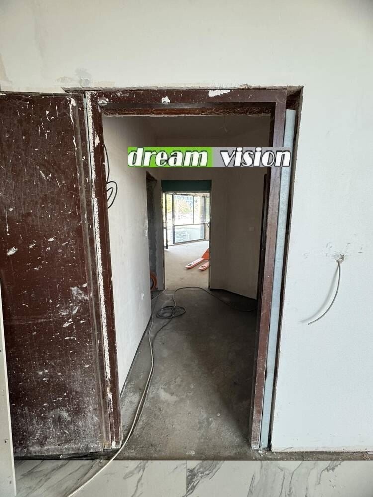 Издаје се  Схоп Софија , Младост 4 , 60 м2 | 44801011 - слика [8]