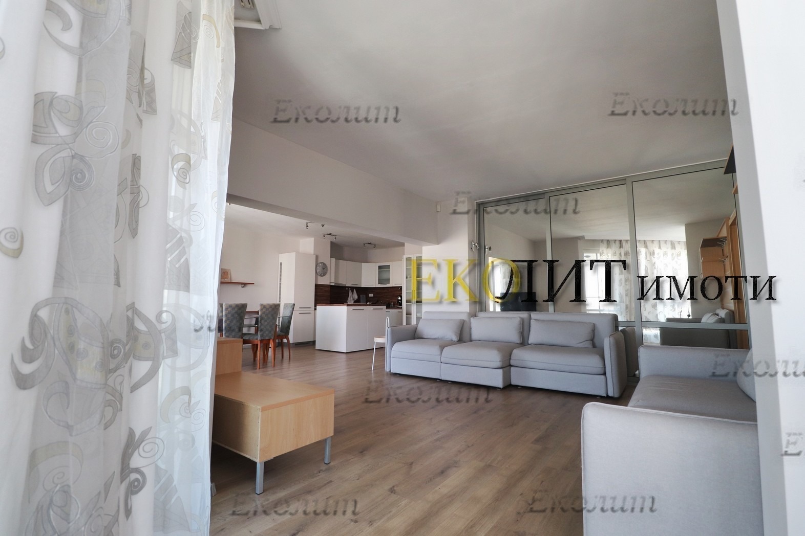 Дава под наем МНОГОСТАЕН, гр. София, Иван Вазов, снимка 5 - Апартаменти - 53645421