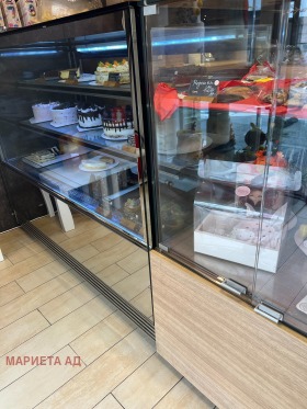 Zu vermieten Geschäft