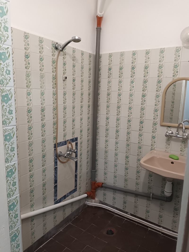 Kiadó  3 hálószobás Pazardzsik , Centar , 135 négyzetméter | 81173743 - kép [9]