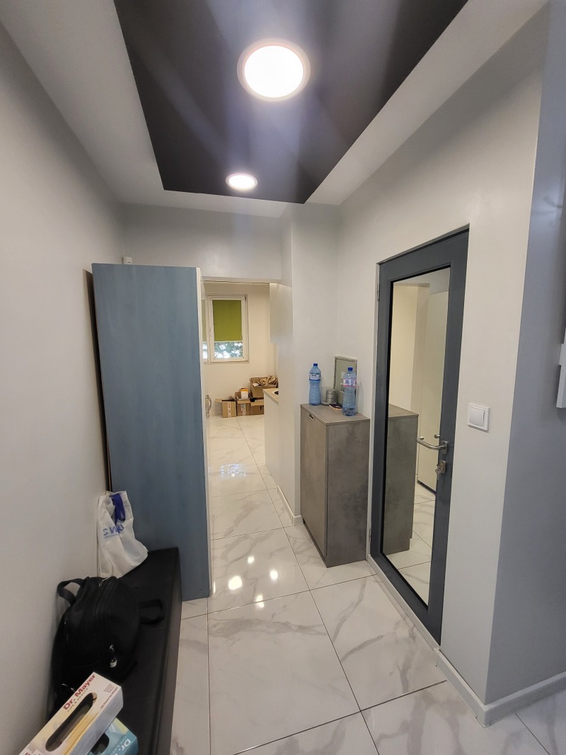 Da affittare  Ufficio Pleven , Idealen tsentar , 55 mq | 93917364