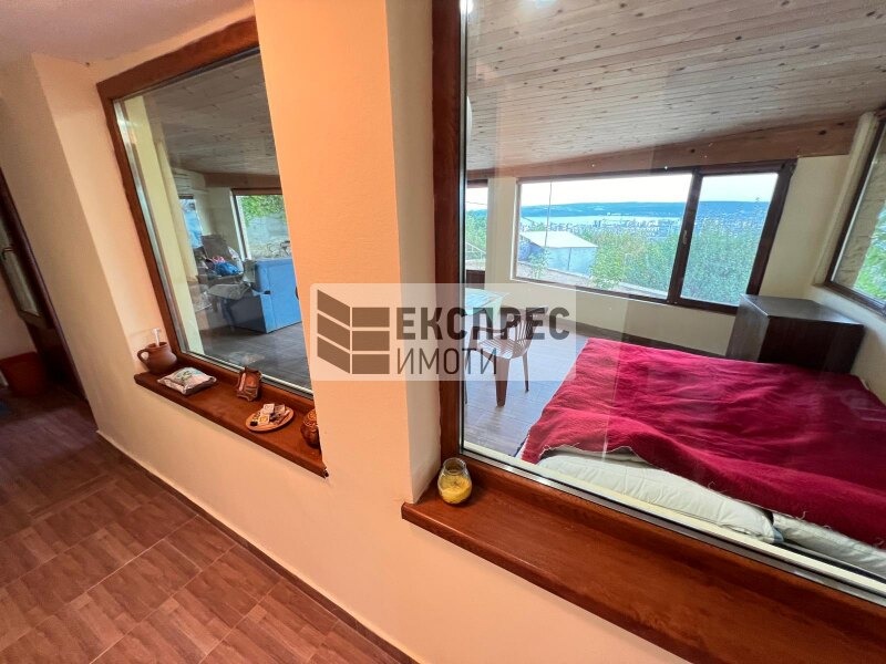 Дава под наем КЪЩА, гр. Варна, м-т Сотира, снимка 10 - Къщи - 54882956