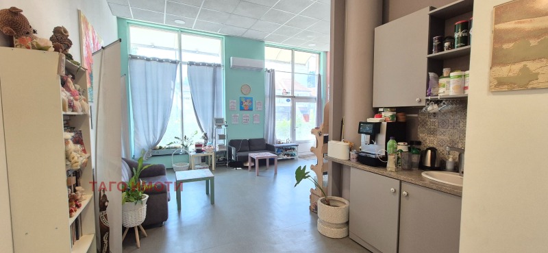 En renta  Comercio Sofia , Tsentar , 200 metros cuadrados | 56086209 - imagen [11]