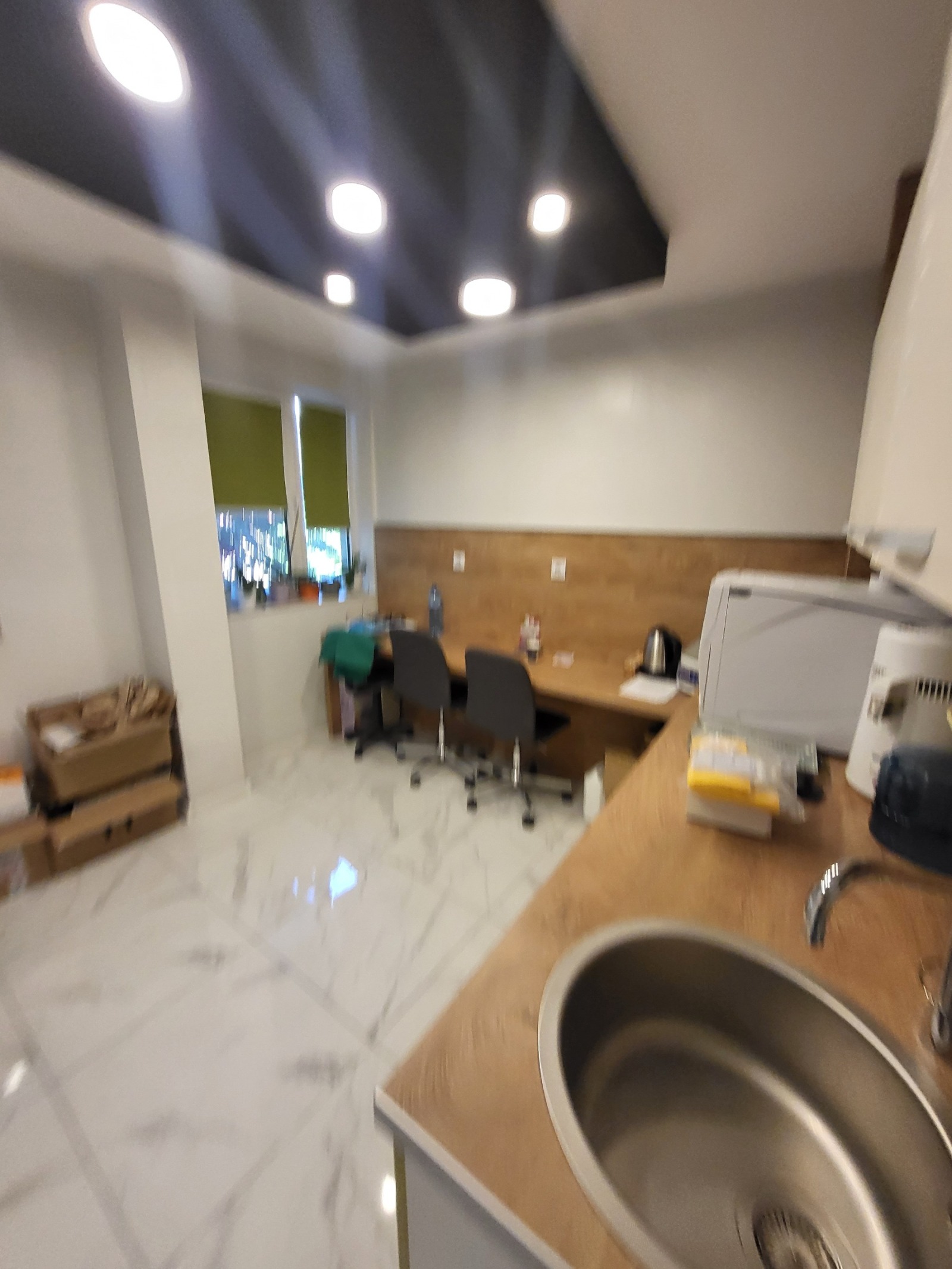 Дава под наем ОФИС, гр. Плевен, Идеален център, снимка 16 - Офиси - 55996130
