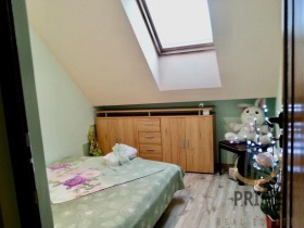 2 bedroom Vazrazhdane, Burgas 10