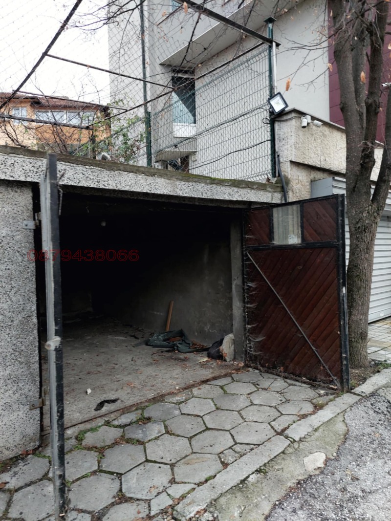 Издаје се  Гараге Благоевград , Идеален центар , 20 м2 | 42886981 - слика [2]