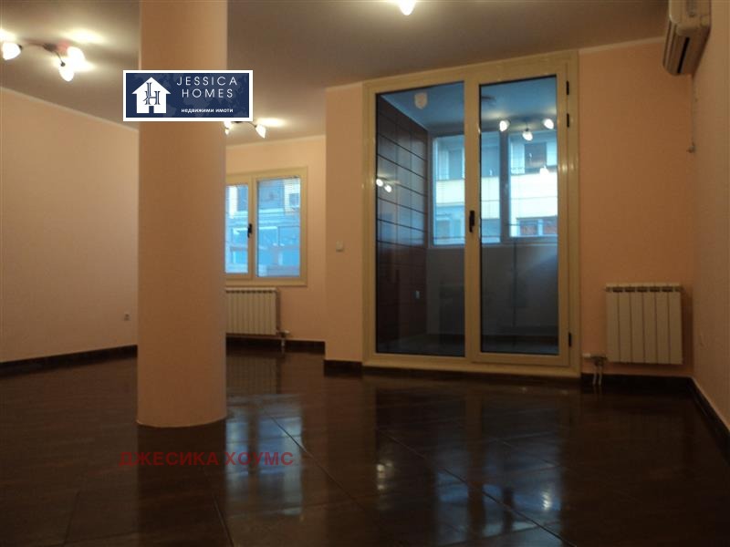 Do wynajęcia  Biuro Sofia , Centar , 50 mkw | 44155740