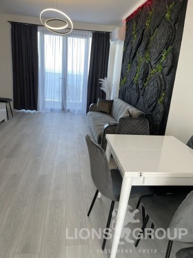 2 bedroom k.k. Chayka, Varna 3