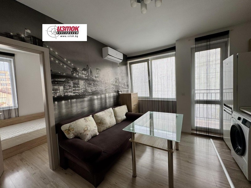 Под наем 2-СТАЕН, град София, Люлин 8 • 500 € / 977.91 лв. • 67638348 1