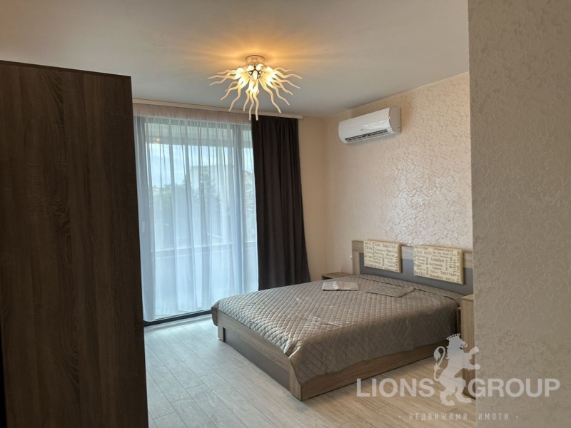 Дава под наем  3-стаен град Варна , Бриз , 135 кв.м | 52698790 - изображение [13]