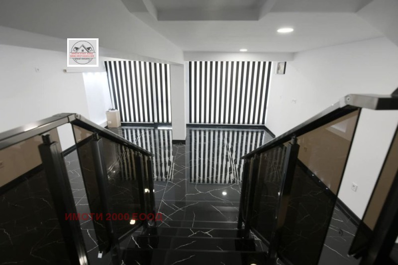 Дава под наем БИЗНЕС ИМОТ, гр. Казанлък, област Стара Загора, снимка 5 - Други - 51269943