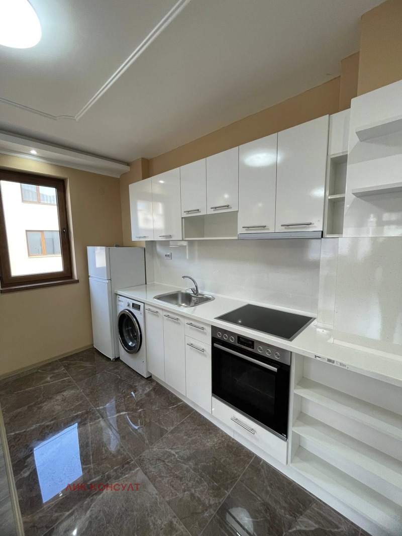 A louer  1 chambre Targovichte , Tsentar , 65 m² | 84144878