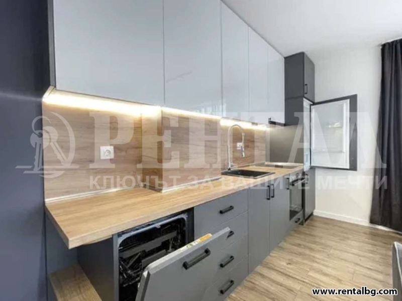 Te huur  2 slaapkamers Plovdiv , Christo Smirnenski , 100 m² | 82122858