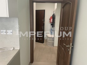 3-стаен град Варна, Колхозен пазар 9