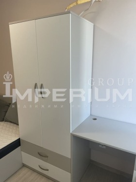 3-стаен град Варна, Колхозен пазар 6