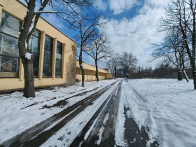 Teollisuusrakennus Promišlena zona, Vratsa 3