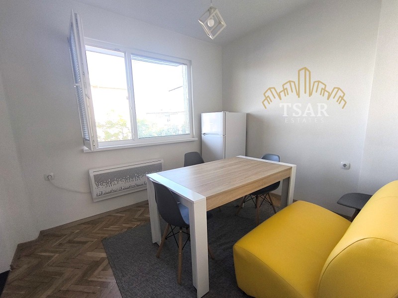 Zu vermieten  1 Schlafzimmer Weliko Tarnowo , Zentar , 60 qm | 89755396 - Bild [3]