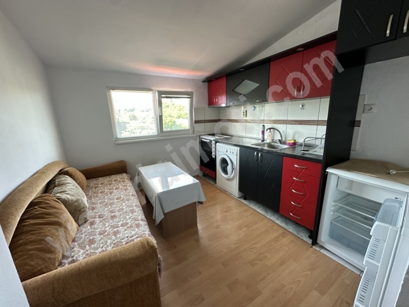 Дава под Наем 2-СТАЕН в град Велико Търново, Център - 45 кв.м / 300 € » 586.75 лв., ВИКТОРИЯ ИМОТИ ЕООД