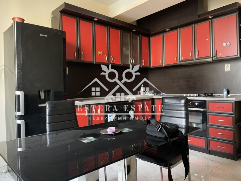 A louer  2 chambres Choumen , Tsentar , 74 m² | 79904218