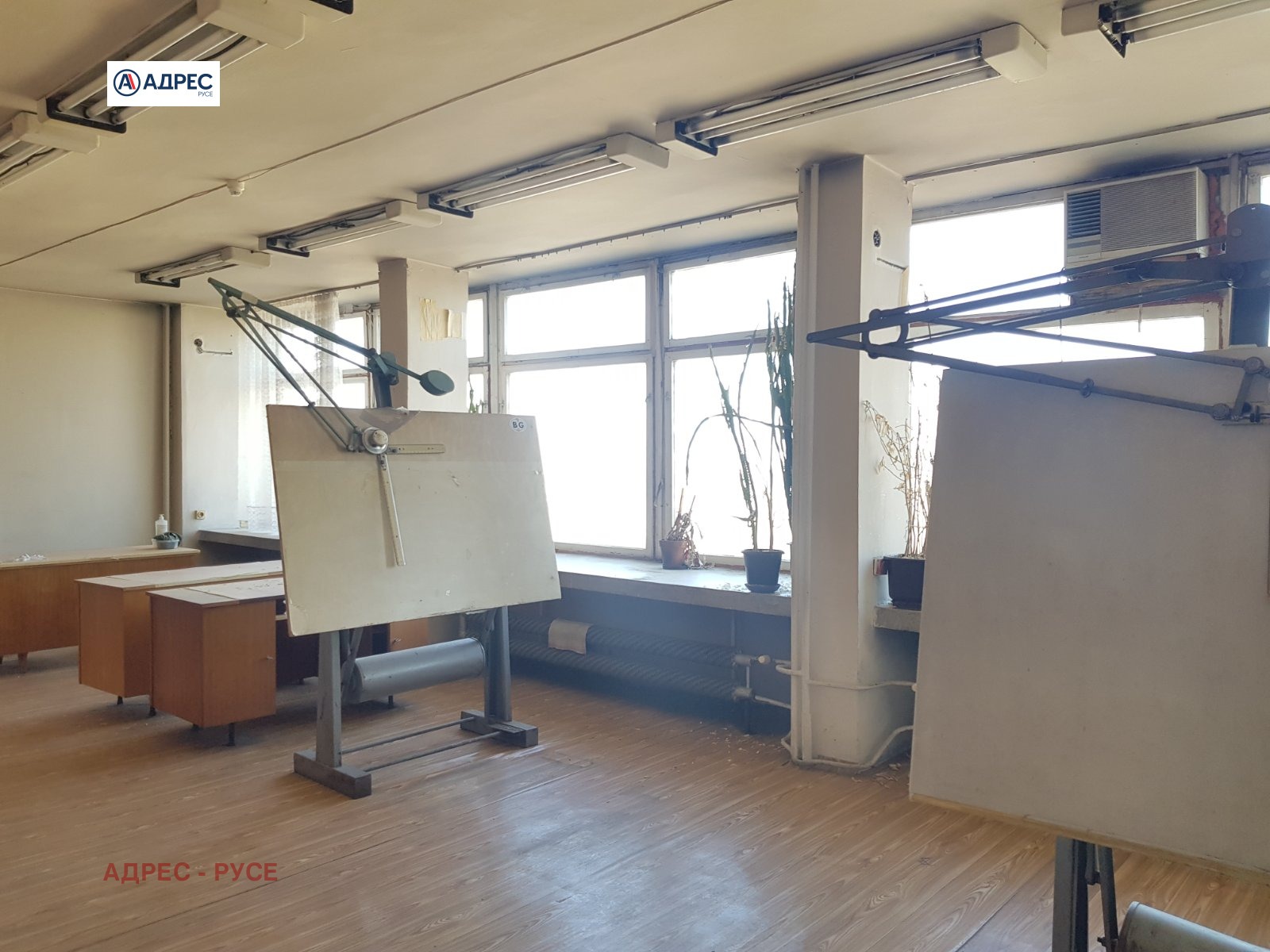 Дава под наем ОФИС, гр. Русе, Широк център, снимка 2 - Офиси - 49847098