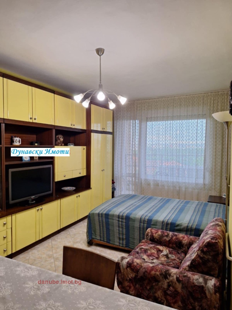 Do wynajęcia  1 sypialnia Ruse , Centar , 75 mkw | 46745821 - obraz [3]
