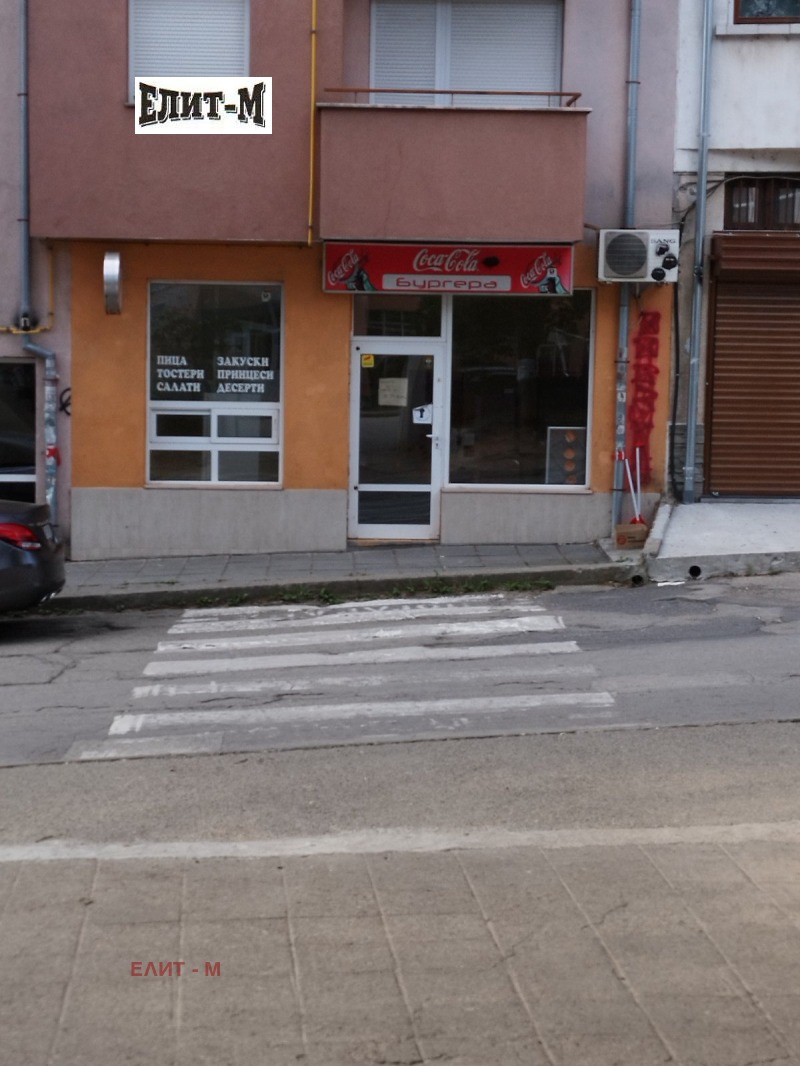 Дава под наем  Заведение град Плевен , 9-ти квартал , 33 кв.м | 21185332