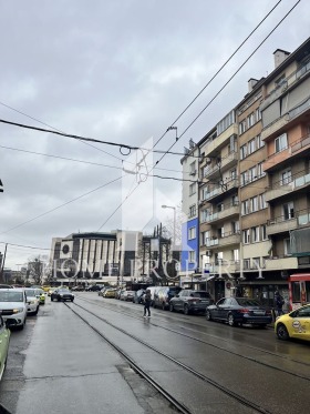 Κατάστημα ΤΣενταρ, Σοφηια 1