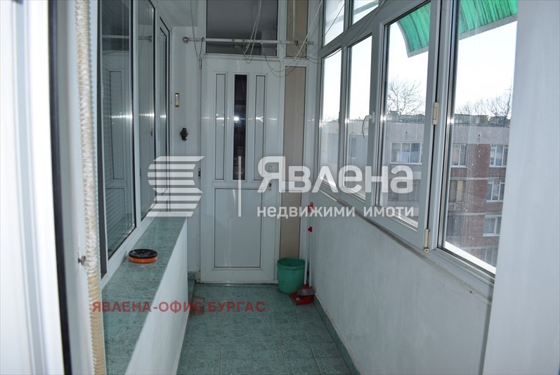 Дава под наем 3-СТАЕН, гр. Бургас, Център, снимка 7 - Апартаменти - 52542305