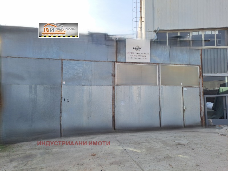 K pronájmu  Úložný prostor Plovdiv , Industrialna zona - Jug , 400 m2 | 82006257