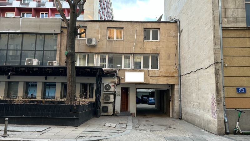 Дава под Наем ОФИС в град София, Център - 360 кв.м / 3 600 € » 7 040.99 лв., БРАНД МЕНИДЖМЪНТ